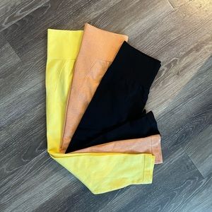3 pair set scrunch butt leggings